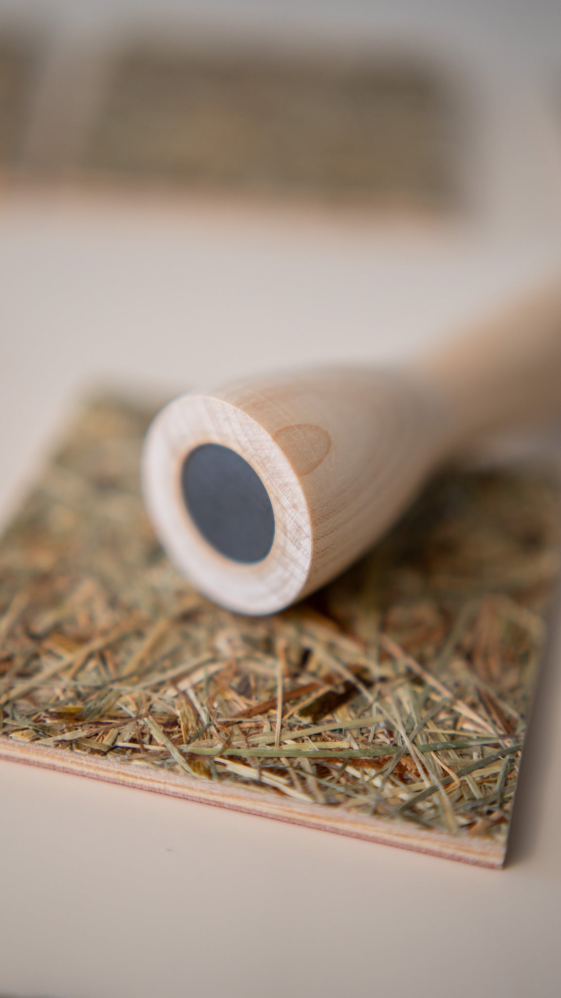 Wooden Ergonomic Handle with Magnet